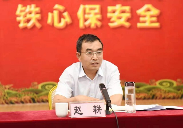 赵耕指出,食品产业是河南支柱产业,省委省政府对双汇发展高度关注.