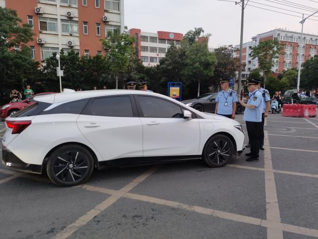 1758362379134958.jpg 交通支队网约车.jpg