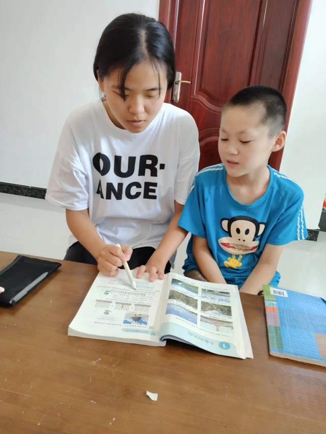 1135442186098554.jpg 我要上大学 8月6日2.jpg