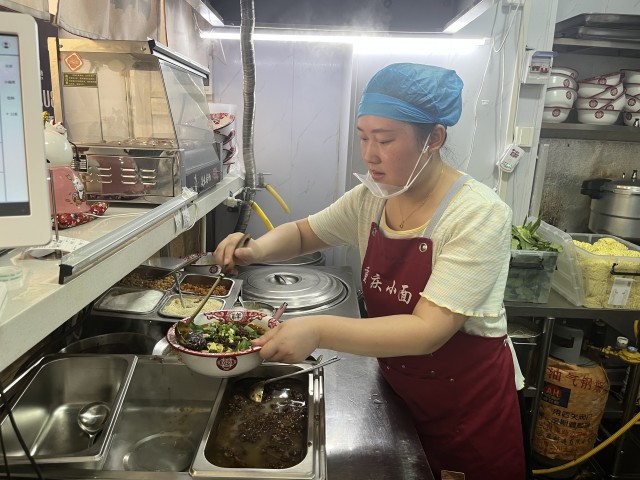 3（沙澧追梦人）柴李：用地道重庆味儿扎根(2856546)-20250820085219.jpg