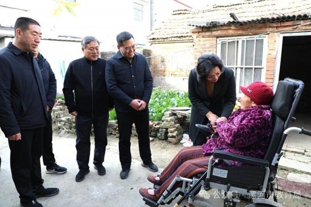 1141148892628465.jpg 83fc4c6361b3cf1b7954a5104eadf58e.jpg