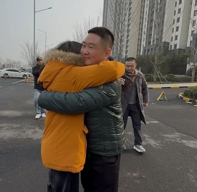 一場跨越六年的生命團(tuán)聚 。河南省紅十字會供圖