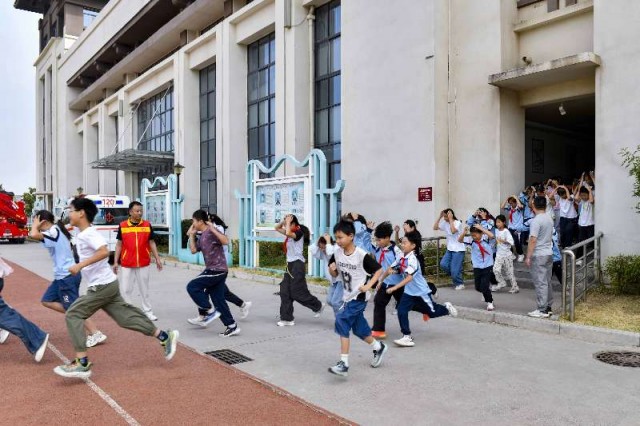 微信图片_20260918163901.jpg