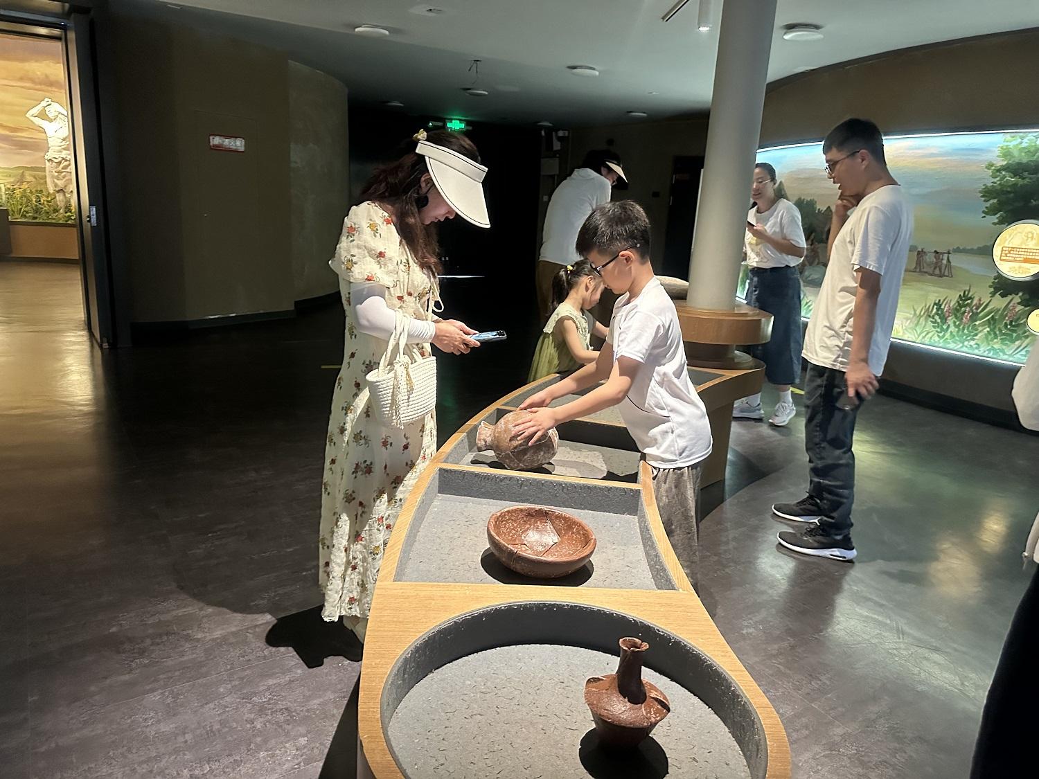 2——创文稿件，文明会客厅(分离图)13(2444205)-20240823092618.jpg