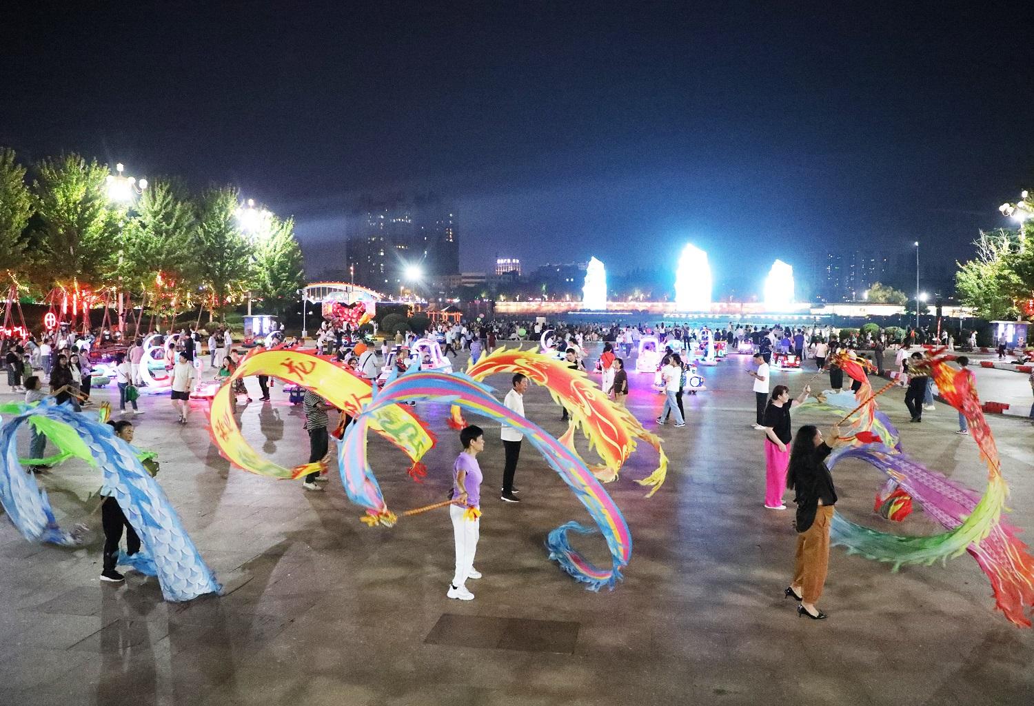 沙澧秋灯会璀灿映不夜天 全城共襄盛举月满(2472624)-20240918085144.JPG