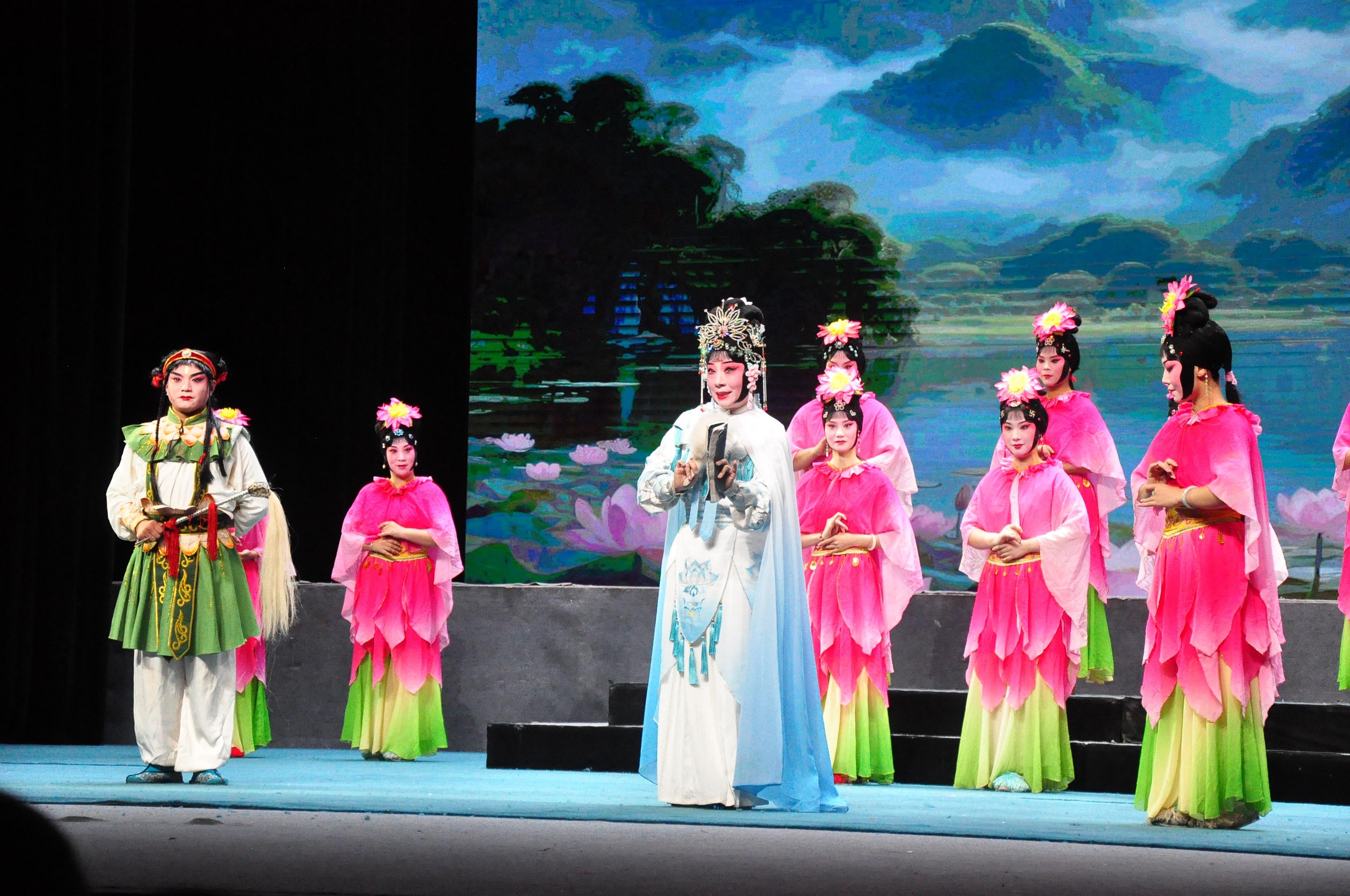 2——1让群众在家门口尽享戏曲文化盛宴((2896539)-20250923085854.jpg