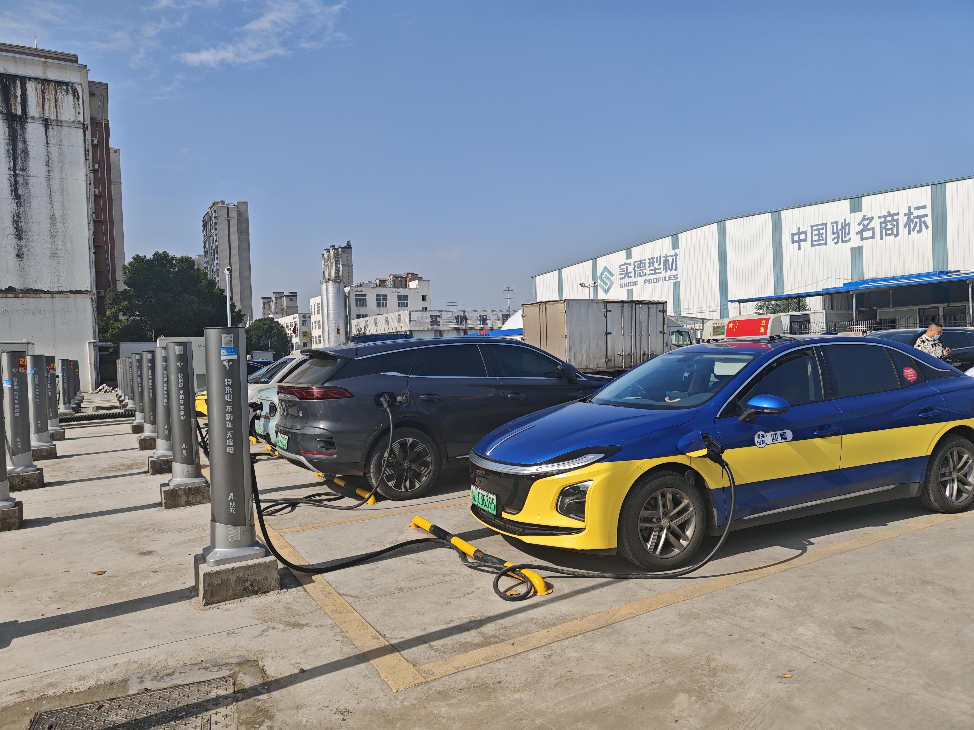 0902338847003728.jpg GetAttachment (2).jpg