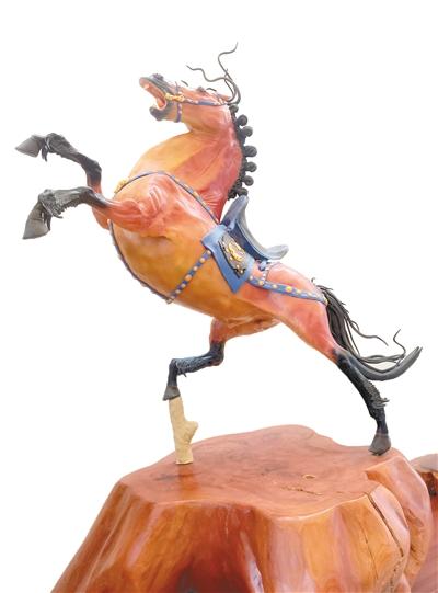 红骏啸天（面塑） 赵 闯 作.jpg
