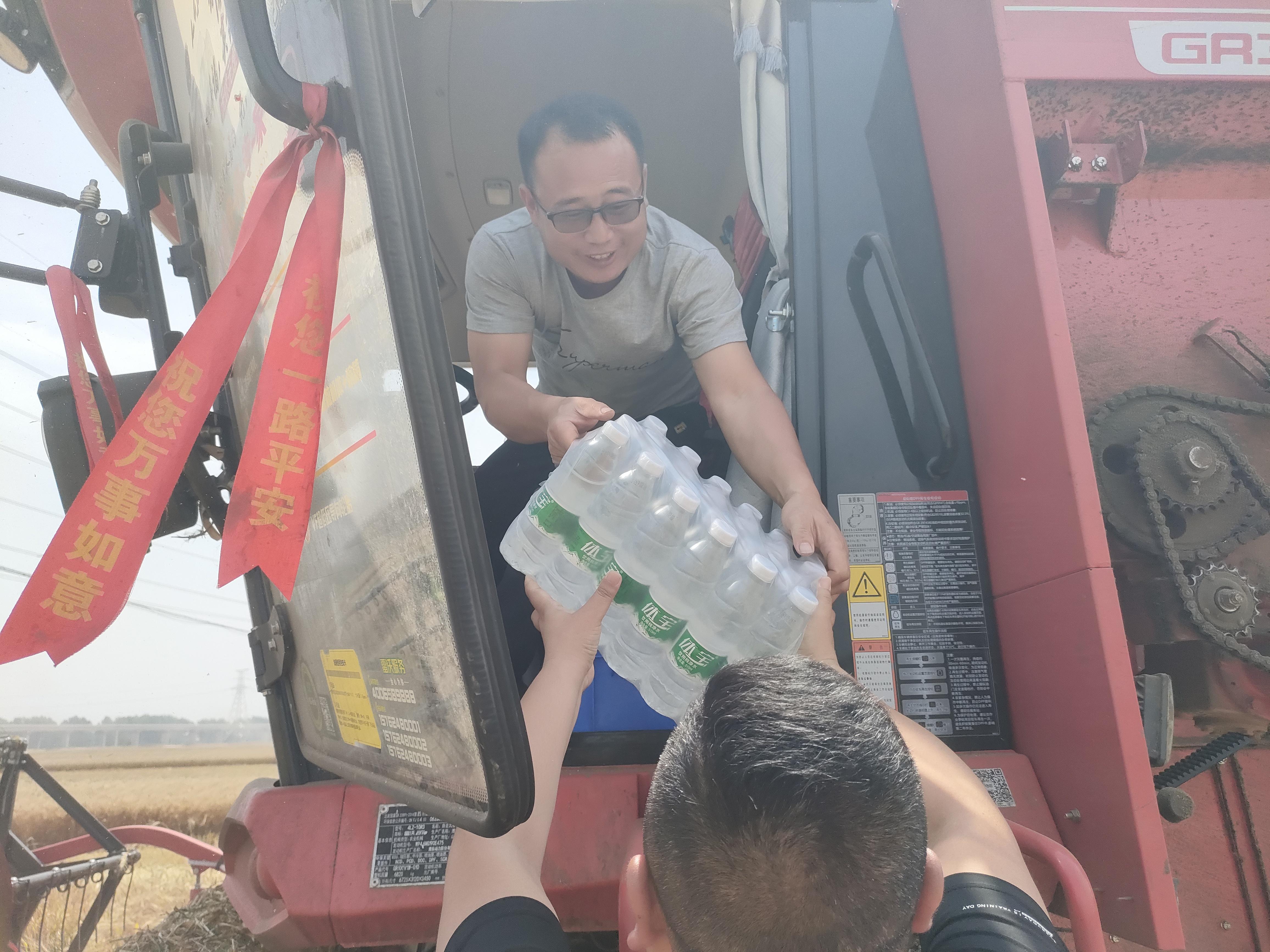 2——麦浪金黄迎远客 温情服务保归仓(分(3177476)-20260603091904.jpg